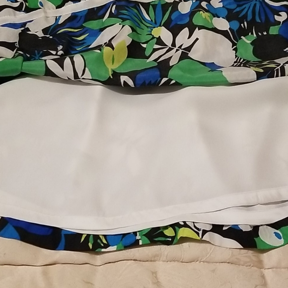 Dress - Picture 4 of 5